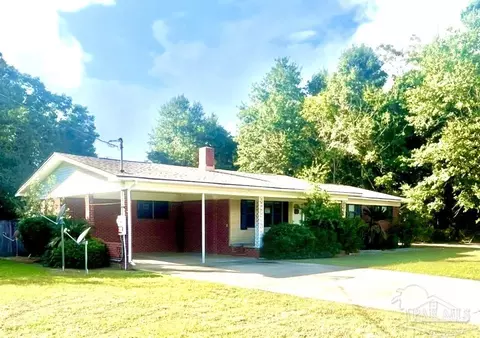 4663 Chumuckla Hwy, Pace, FL 32571