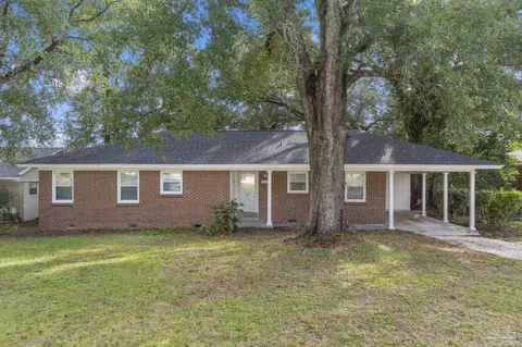 4252 Acacia Dr, Pensacola, FL 32503