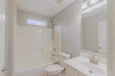 Bath - 2159 Liberty Loop Rd, Cantonment, FL 32533 photo 6 of 7