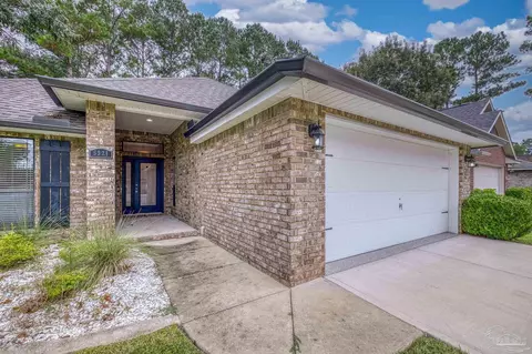 Exterior - 5921 Dunridge Dr, Pace, FL 32571 photo 5 of 16