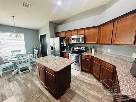 Kitchen - 3942 Flour Mill Cir, Pace, FL 32571 photo 1 of 3