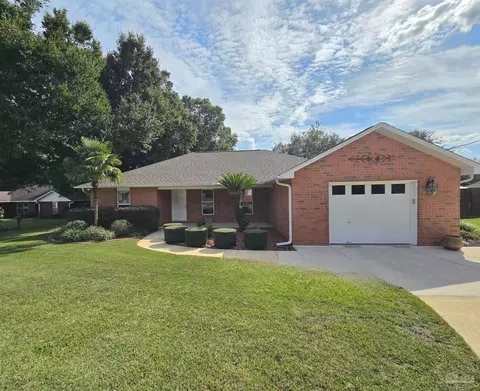 915 Sammy Way, Pensacola, FL 32526