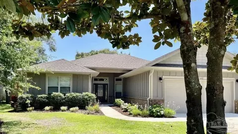 1746 Sioux Trl, Gulf Breeze, FL 32563