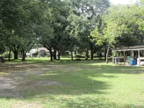 5890 Twin Oaks Dr, Pace, FL 32571 photo 39