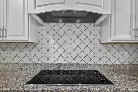 Kitchen - 2781 Elkhorn Dr, Pace, FL 32571 photo 3 of 5