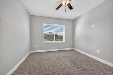 Bedroom - 2781 Elkhorn Dr, Pace, FL 32571 photo 9 of 10