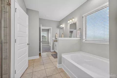 Entry Way - 2781 Elkhorn Dr, Pace, FL 32571 photo 11 of 20