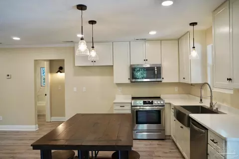 Kitchen - 7724 Elrod Rd, Milton, FL 32570 photo 1 of 1