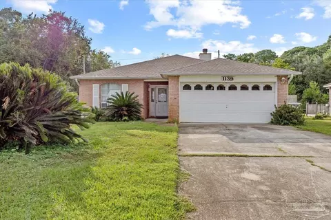 1139 Redwood Ln, Gulf Breeze, FL 32563