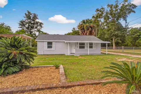3951 Diamond St, Pace, FL 32571
