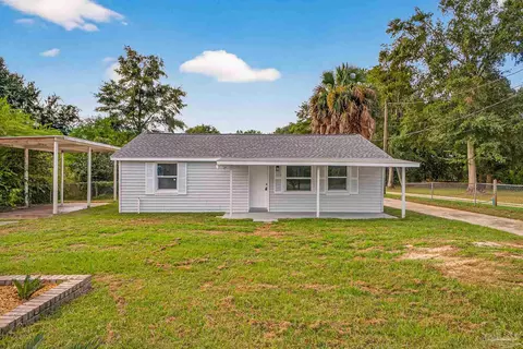 Exterior - 3951 Diamond St, Pace, FL 32571 photo 6 of 9