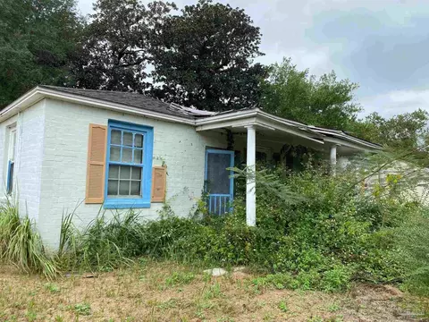 7095 7097 Milton Dr, Milton, FL 32583