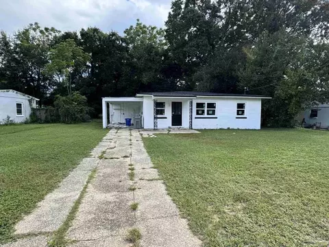15 Janet St, Pensacola, FL 32506