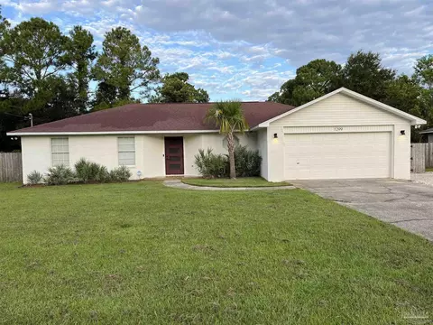1299 Middlebrook Dr, Pensacola, FL 32506