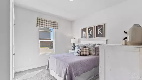 Bedroom - 8106 Fox Hunt Dr, Milton, FL 32583 photo 6 of 11