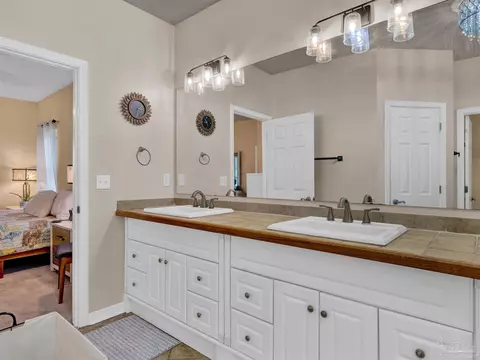 Bath - 3108 Sonya St, Pace, FL 32571 photo 3 of 3