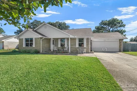 1912 Candlewood Dr, Navarre, FL 32566