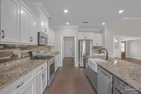 Entry Way - 1555 Cadence Loop, Cantonment, FL 32533 photo 5 of 9