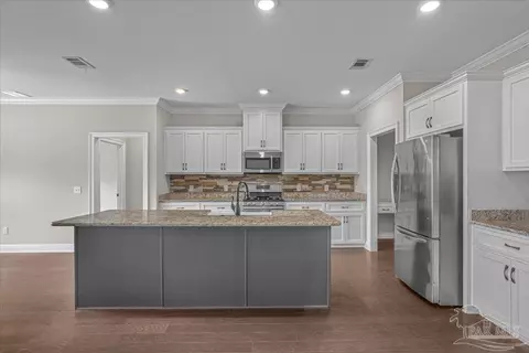 Kitchen - 1555 Cadence Loop, Cantonment, FL 32533 photo 3 of 5