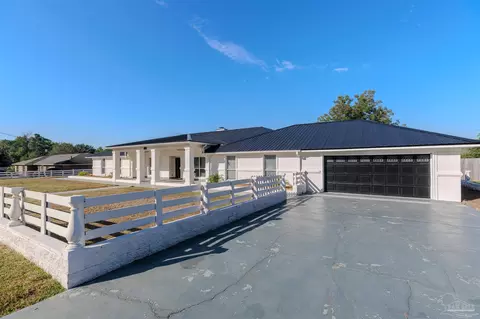 Exterior - 2115 Stallion Rd, Cantonment, FL 32533 photo 3 of 11