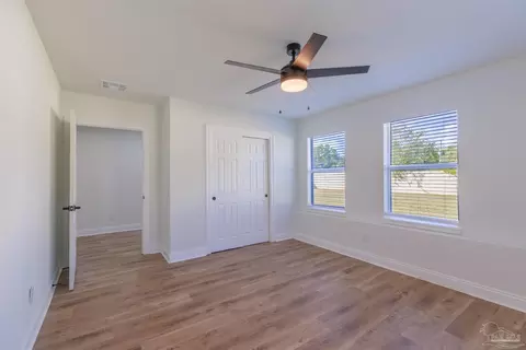 Bedroom - 2115 Stallion Rd, Cantonment, FL 32533 photo 2 of 9