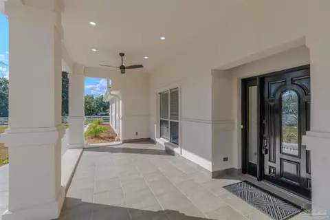 Exterior - 2115 Stallion Rd, Cantonment, FL 32533 photo 4 of 11