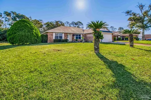 1914 Coral Island Rd, Pensacola, FL 32506