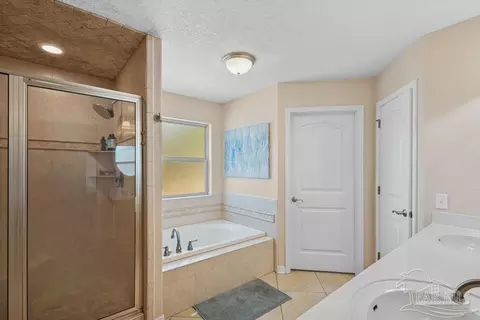 Bath - 8240 Tidwell Rd, Pace, FL 32571 photo 2 of 4