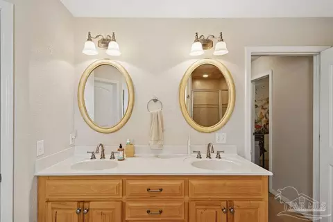 Bath - 8240 Tidwell Rd, Pace, FL 32571 photo 4 of 4