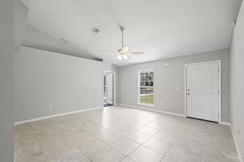 Living - 5344 Traci Dr, Milton, FL 32583 photo 1 of 4