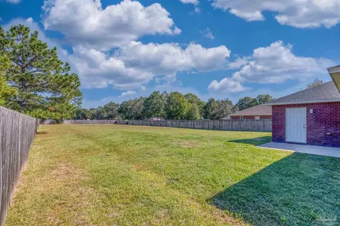 Exterior - 5344 Traci Dr, Milton, FL 32583 photo 3 of 16