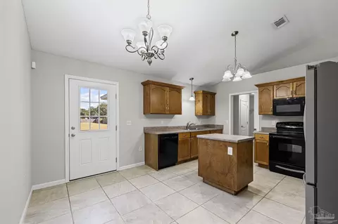 Entry Way - 5344 Traci Dr, Milton, FL 32583 photo 4 of 7