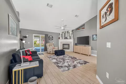 4650 Ridge Pointe Dr, Pace, FL 32571 photo 8