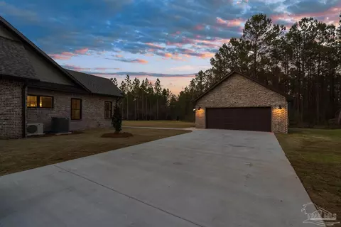 8916 Naturewalk Dr, Jay, FL 32565 photo 12