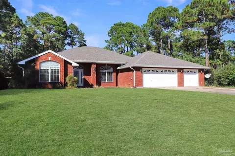 7120 Broadmoor St, Navarre, FL 32566