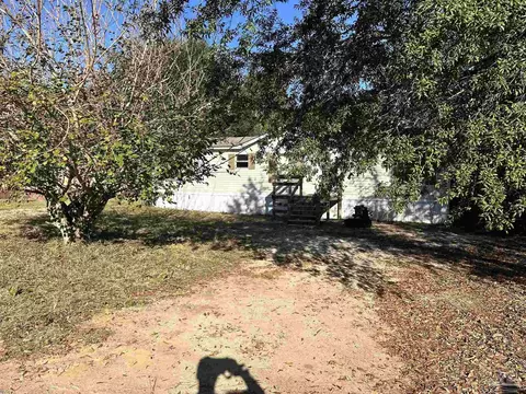 2240 Crescent Wood Rd, Navarre, FL 32566