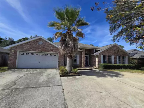 2811 Dunsmuir Dr, Navarre, FL 32566
