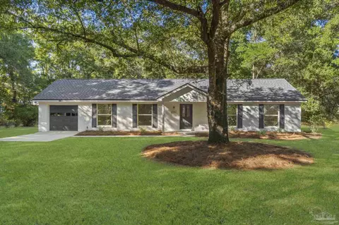 6062 Hamilton Bridge Rd, Milton, FL 32570