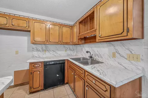 5453 Hamilton Ln, Pace, FL 32571 photo 19