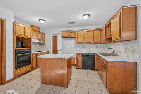 5453 Hamilton Ln, Pace, FL 32571 photo 18