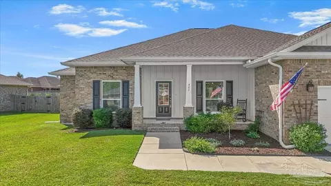 Exterior - 441 Broadleaf Cir, Cantonment, FL 32533 photo 4 of 8