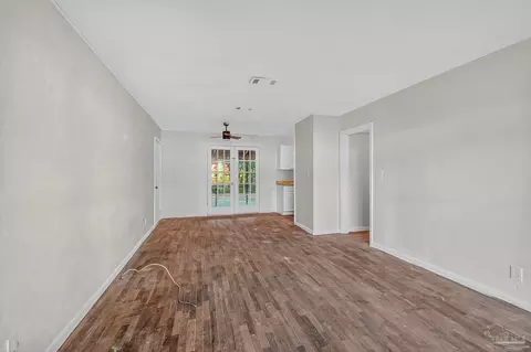 Living - 6571 Cedar St, Milton, FL 32570 photo 1 of 5