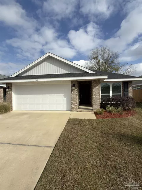 3362 Bliss Ln #4A, Cantonment, FL 32533