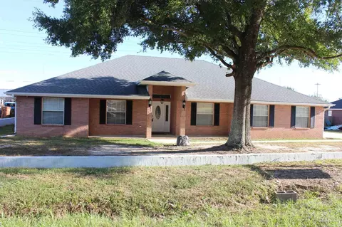3310 Indian Hills Dr, Pace, FL 32571