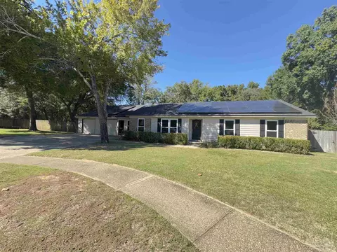 7463 Baywoods Ln, Pensacola, FL 32504