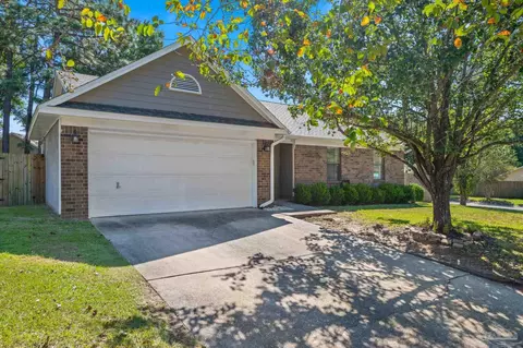 4519 Southpointe Ln, Pensacola, FL 32514