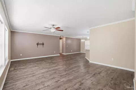 5305 Traci Dr, Milton, FL 32583 photo 13