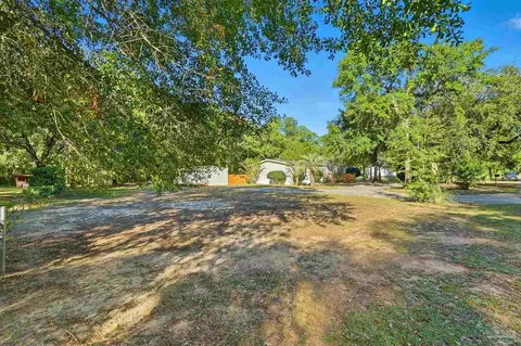 5305 Traci Dr, Milton, FL 32583 photo 6