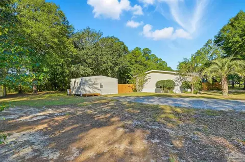 5305 Traci Dr, Milton, FL 32583 photo 7