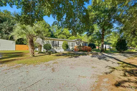5305 Traci Dr, Milton, FL 32583 photo 9